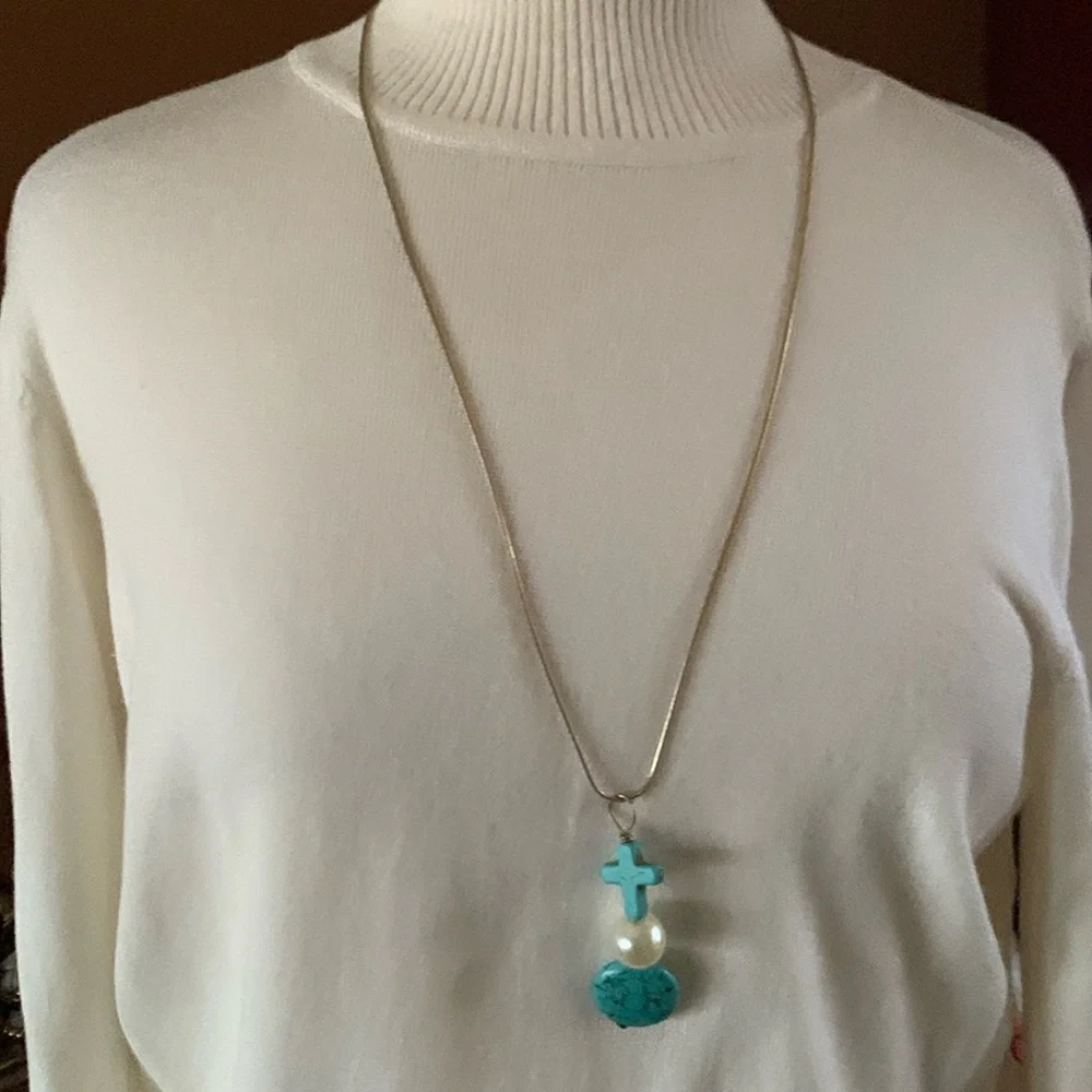 Jewelry - Picture 1 of 4